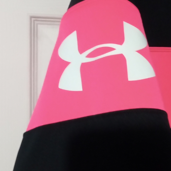 Black and Pink Zip-Up Jacket - Picture 3 of 5